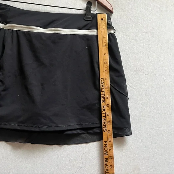 Alo Yoga Black CoolFit Tennis Skort Built-In Shorts & Pockets Size Medium - Picture 6 of 7